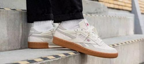 日本运动胶鞋排名前十(中年运动胶鞋)插图5 日本运动胶鞋排名前十(中年运动胶鞋)插图5