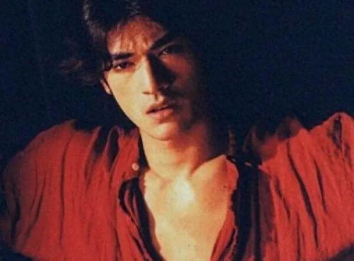 十大天秤男明星排行榜第一(月亮天秤明星)插图2 十大天秤男明星排行榜第一(月亮天秤明星)插图2