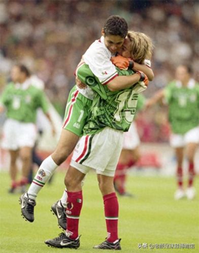 巴西蝴蝶门将排名前十(现役门将排行榜前十)插图34