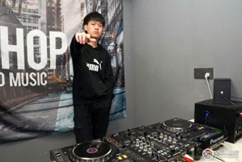 贵阳dj学校排名前十(贵阳第一梯队初中排名)