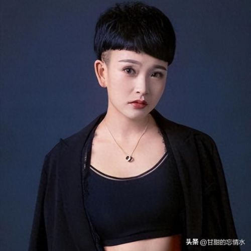 网红十大老歌手排行榜(男生歌手网红)插图3 网红十大老歌手排行榜(男生歌手网红)插图3