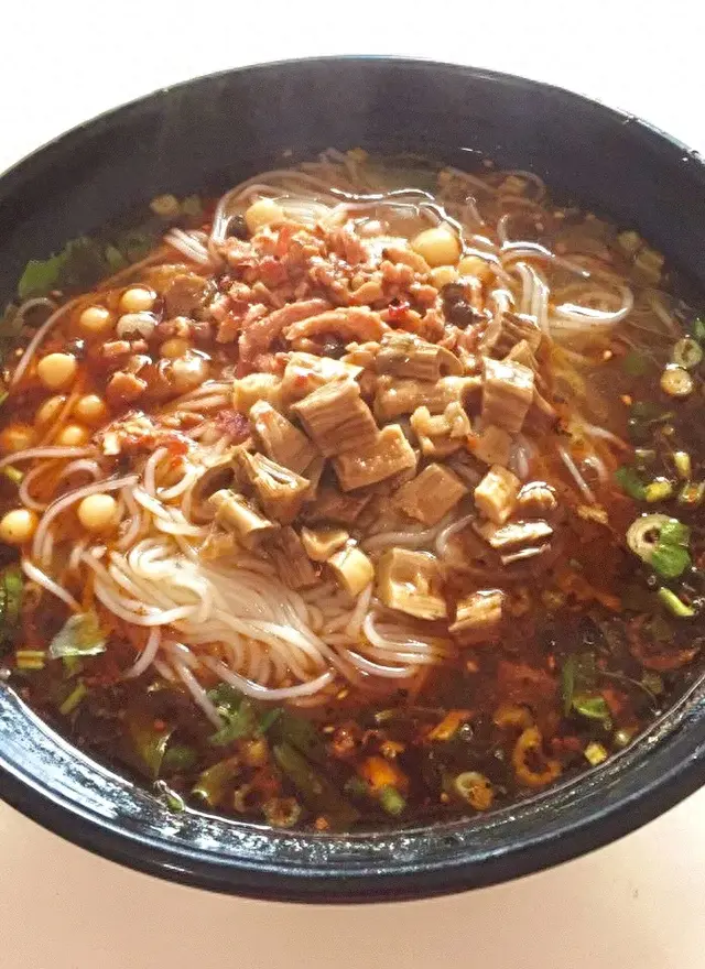 德阳汤锅美食排名前十(德阳养生汤锅推荐)插图8 德阳汤锅美食排名前十(德阳养生汤锅推荐)插图8