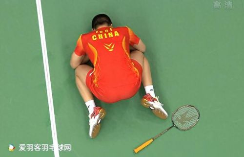 十大塑料羽毛球品牌排行榜(羽毛球拍品牌排行榜2020)插图15