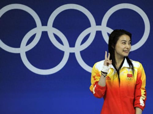 中国体坛十大巨星排行榜(新中国十大名将真实排名)插图5