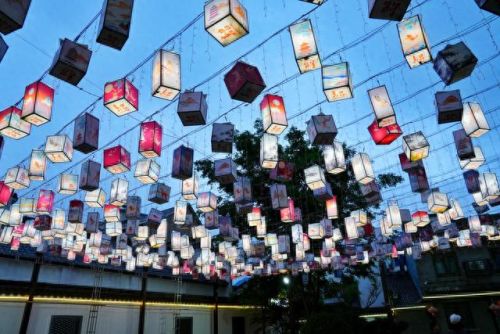 古镇小店美食排名前十(古镇十大美食排名)