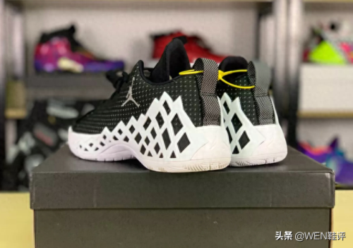 十大篮球鞋排行榜儿童(幼童篮球鞋排行榜前十名)插图4