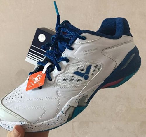 十大羽毛球鞋排行榜2022款(十大公认最强羽毛球鞋)
