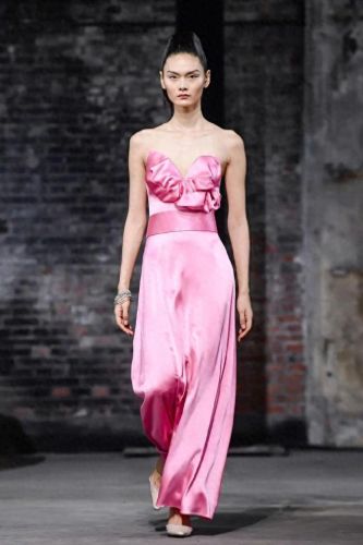 人气时装杂志排名前十(流行的时装杂志)插图44