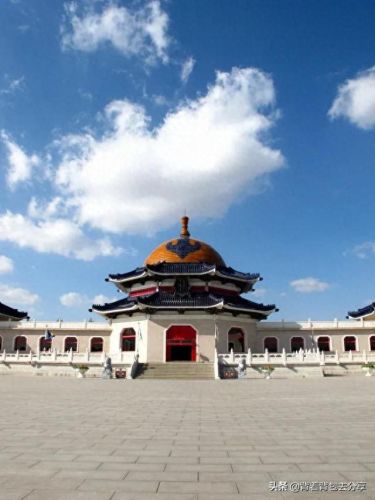 内蒙古十大旅游景区排行榜(内蒙古十大湖排名)插图7