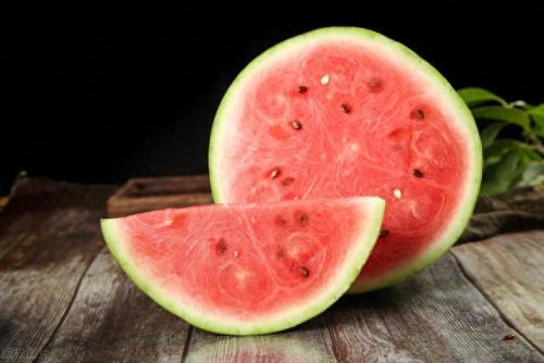 十大祛痘食物排行榜10强(有效祛痘的12种食疗)插图3 十大祛痘食物排行榜10强(有效祛痘的12种食疗)插图3