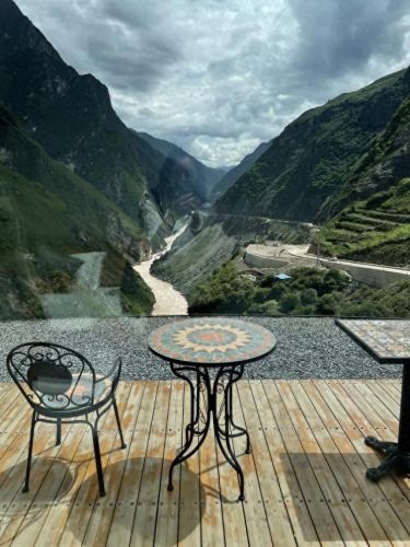 云南木雕酒店排名前十(云南婕珞芙酒店)插图10 云南木雕酒店排名前十(云南婕珞芙酒店)插图10