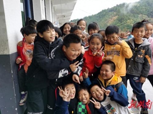 甘肃安化小学排名前十(甘肃会宁县北关小学老照片)