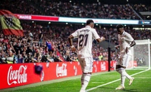 天下足球十大过人排行榜(经典足球过人)插图3