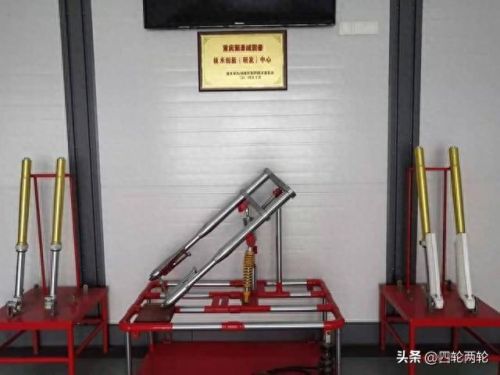 摩托车十大减震品牌排行榜(摩托车氮气减震十大品牌)插图3 摩托车十大减震品牌排行榜(摩托车氮气减震十大品牌)插图3