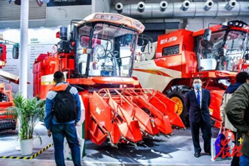 玉米收割机十大品牌排行榜(金大丰玉米收割机质量咋样)插图 玉米收割机十大品牌排行榜(金大丰玉米收割机质量咋样)插图