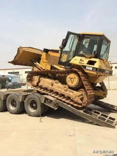 全球十大堆土机排行榜(世界十大推土机视频)插图4 全球十大堆土机排行榜(世界十大推土机视频)插图4