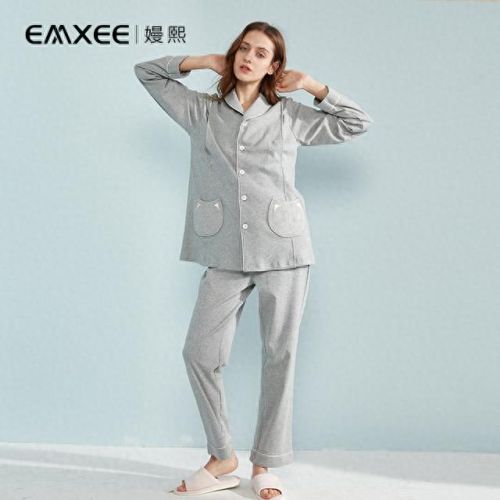 女短裤十大名牌排行榜最新(十大名牌运动服套装女)