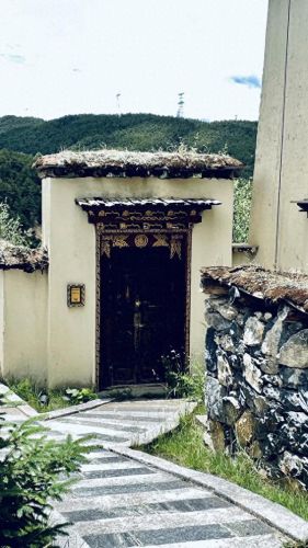 云南木雕酒店排名前十(云南婕珞芙酒店)插图25 云南木雕酒店排名前十(云南婕珞芙酒店)插图25