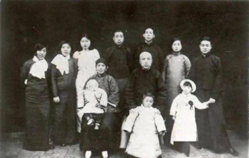 启东起名大师排名前十(谢咏大师起名靠谱吗)插图9 启东起名大师排名前十(谢咏大师起名靠谱吗)插图9