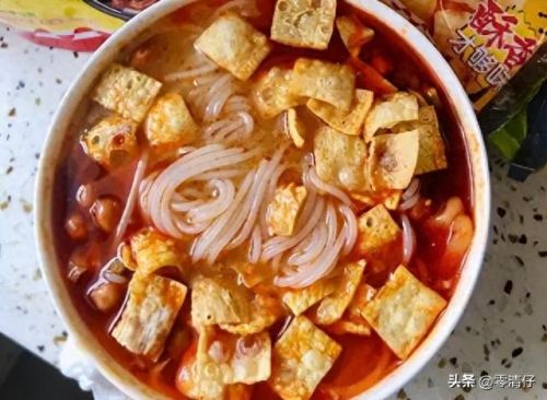 螺蛳粉十大排行榜做法(柳州螺蛳鸭脚煲做法)插图5 螺蛳粉十大排行榜做法(柳州螺蛳鸭脚煲做法)插图5