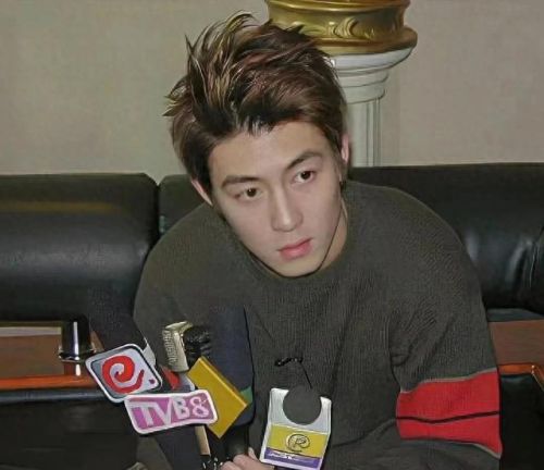 十大天秤男明星排行榜第一(月亮天秤明星)插图6 十大天秤男明星排行榜第一(月亮天秤明星)插图6