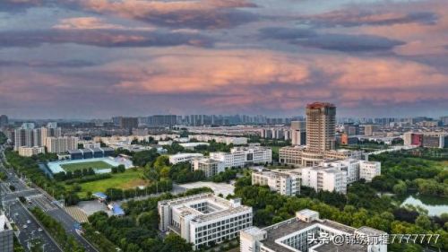 中国前十大住宅小区排行榜(中国十大最贵的住宅)插图6