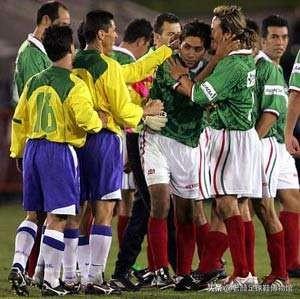 巴西蝴蝶门将排名前十(现役门将排行榜前十)插图46