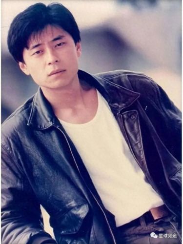 十大顶级经典男歌手排行榜(全国公认十大男歌手排名)插图7 十大顶级经典男歌手排行榜(全国公认十大男歌手排名)插图7