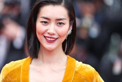 真丝围巾十大品牌排行榜图片大全(toryburch真丝围巾质量)插图2