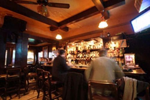 青岛独栋酒吧排名前十(青岛juicy酒吧价目表)插图10 青岛独栋酒吧排名前十(青岛juicy酒吧价目表)插图10