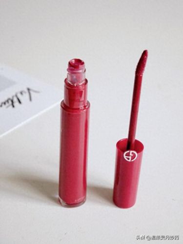 十大口红排行榜10强ysl(女生口红排名)插图14 十大口红排行榜10强ysl(女生口红排名)插图14