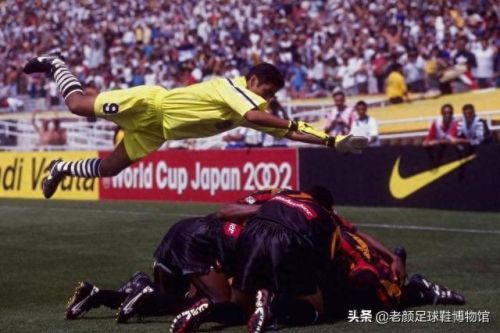 巴西蝴蝶门将排名前十(现役门将排行榜前十)插图31