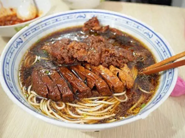 上海十大面馆排行榜揭晓(上海老字号十大品牌)插图7