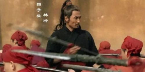 梁山武力值排名前十(董平在梁山武力排名)插图3 梁山武力值排名前十(董平在梁山武力排名)插图3