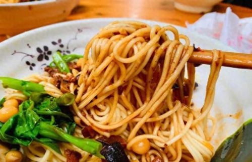 重庆十大必吃小面店排行榜(来重庆必须吃小面吗)插图3