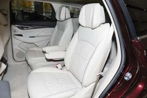 实测十大最安静的suv排行榜(自驾游十大suv最佳车型)插图2 实测十大最安静的suv排行榜(自驾游十大suv最佳车型)插图2