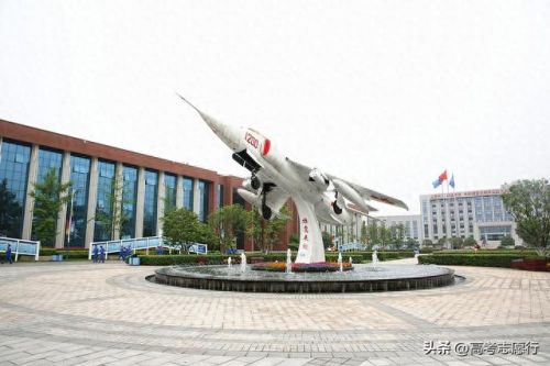 十大航空大专学校排行榜(全国最顶级的航空专科学校排名)插图3 十大航空大专学校排行榜(全国最顶级的航空专科学校排名)插图3