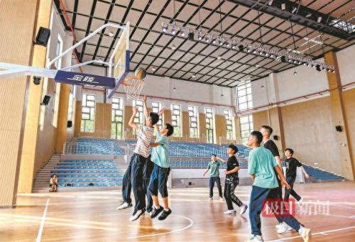 武汉十大健身房排行榜(武汉性价比最好的健身房)插图2