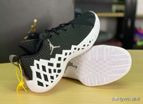 十大篮球鞋排行榜儿童(幼童篮球鞋排行榜前十名)插图5