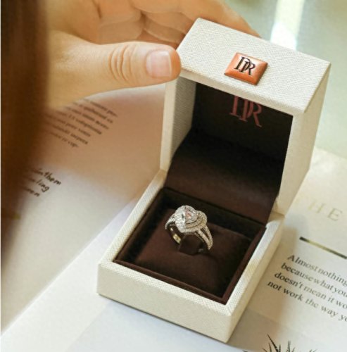 钻戒价格十大排行榜最新(钻戒排行榜国内前十名品牌)插图5