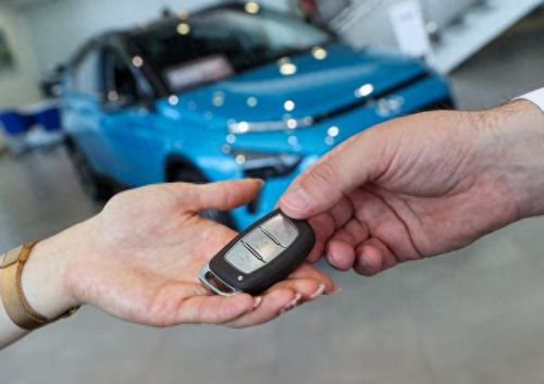 俄罗斯十大豪车排行榜(俄罗斯出名豪车)插图