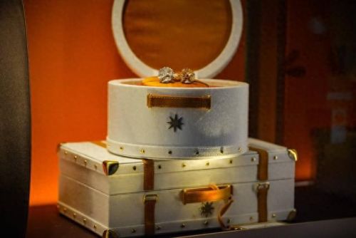 全球十大太阳镜品牌排行榜(全球十大顶级奢侈品牌)插图1