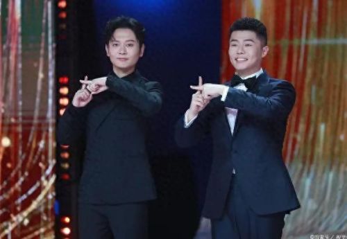 德云社人气前十怎么排名(德云社成员人气排行)插图9 德云社人气前十怎么排名(德云社成员人气排行)插图9