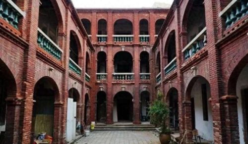 夜市炒海鲜排名前十(晋阳海鲜夜市)插图16 夜市炒海鲜排名前十(晋阳海鲜夜市)插图16