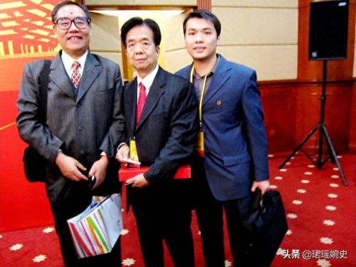 广东扑克高手排名前十(广东扑克叫伙计打法)插图9 广东扑克高手排名前十(广东扑克叫伙计打法)插图9