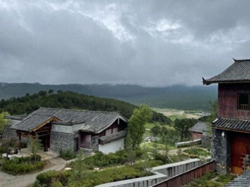 云南木雕酒店排名前十(云南婕珞芙酒店)插图2 云南木雕酒店排名前十(云南婕珞芙酒店)插图2