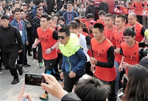 福建十大旅游鞋厂家排行榜(福建莆田旅游鞋)插图2 福建十大旅游鞋厂家排行榜(福建莆田旅游鞋)插图2