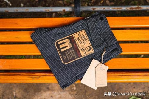 世界十大品牌工装裤排行榜(工装裤品牌排行榜前十名)插图9 世界十大品牌工装裤排行榜(工装裤品牌排行榜前十名)插图9