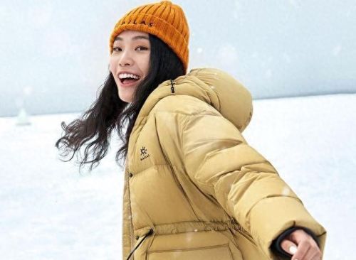 国产十大冲锋衣品牌排行榜(冲锋衣十大品牌)插图2