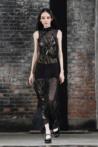 人气时装杂志排名前十(流行的时装杂志)插图5